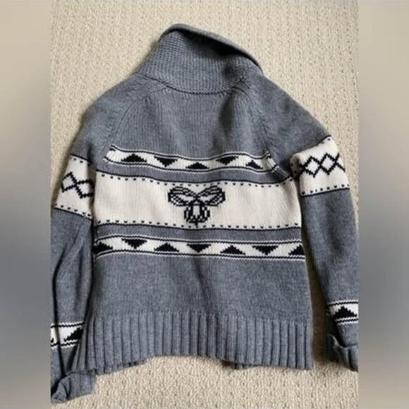 Aritzia TNA wool sweater - Picture 2 of 5